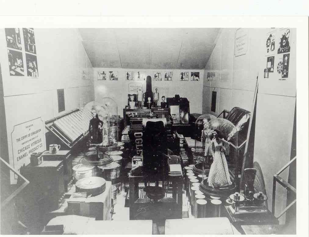 Przesyłka od ludzkości, czyli krótka historia kapsuł czasu 2