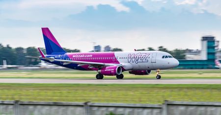 Wizz Air nie wpuścił na pokład prawie 100 pasażerów. Powodem brak dokumentów