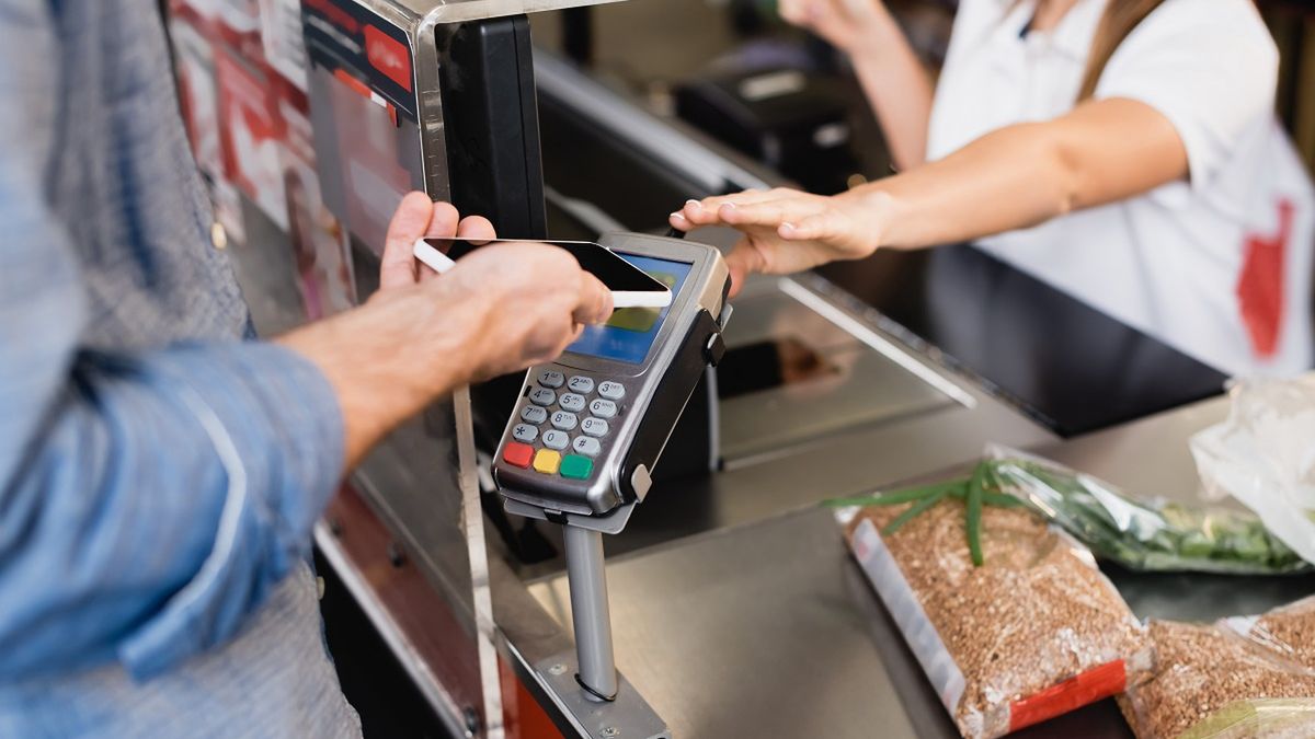 Większość nie ma pojęcia. Jedno słowo i kasjer może anulować twoje zakupy