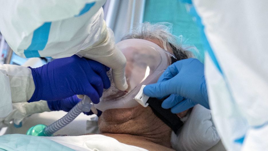 Stan wyjątkowy w Genewie. Zaczyna brakować łóżek w szpitalach