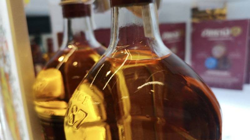 butelka whisky alkohol