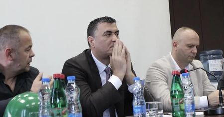 Minister gospodarki Serbii apelował o sankcje dla Rosji. Parlament wyrzucił go z rządu