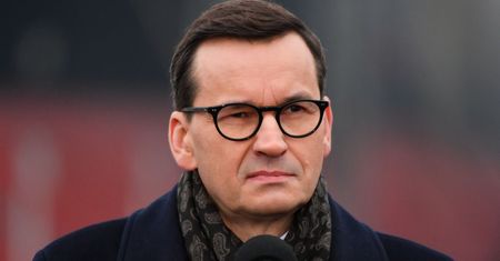 Premier zabrał głos ws. premii dla piłkarzy. Koniec tematu