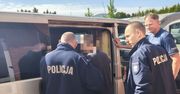 Człuchów: Ściągnął tablice z audi i założył maskę. Grożąc ekspedientce bronią, zrabował utarg z kasy