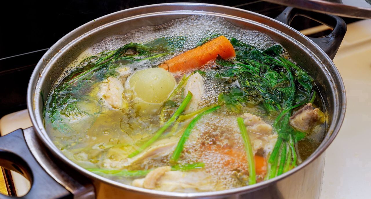 Ice ladle trick: Effortless way to de-fat your soups