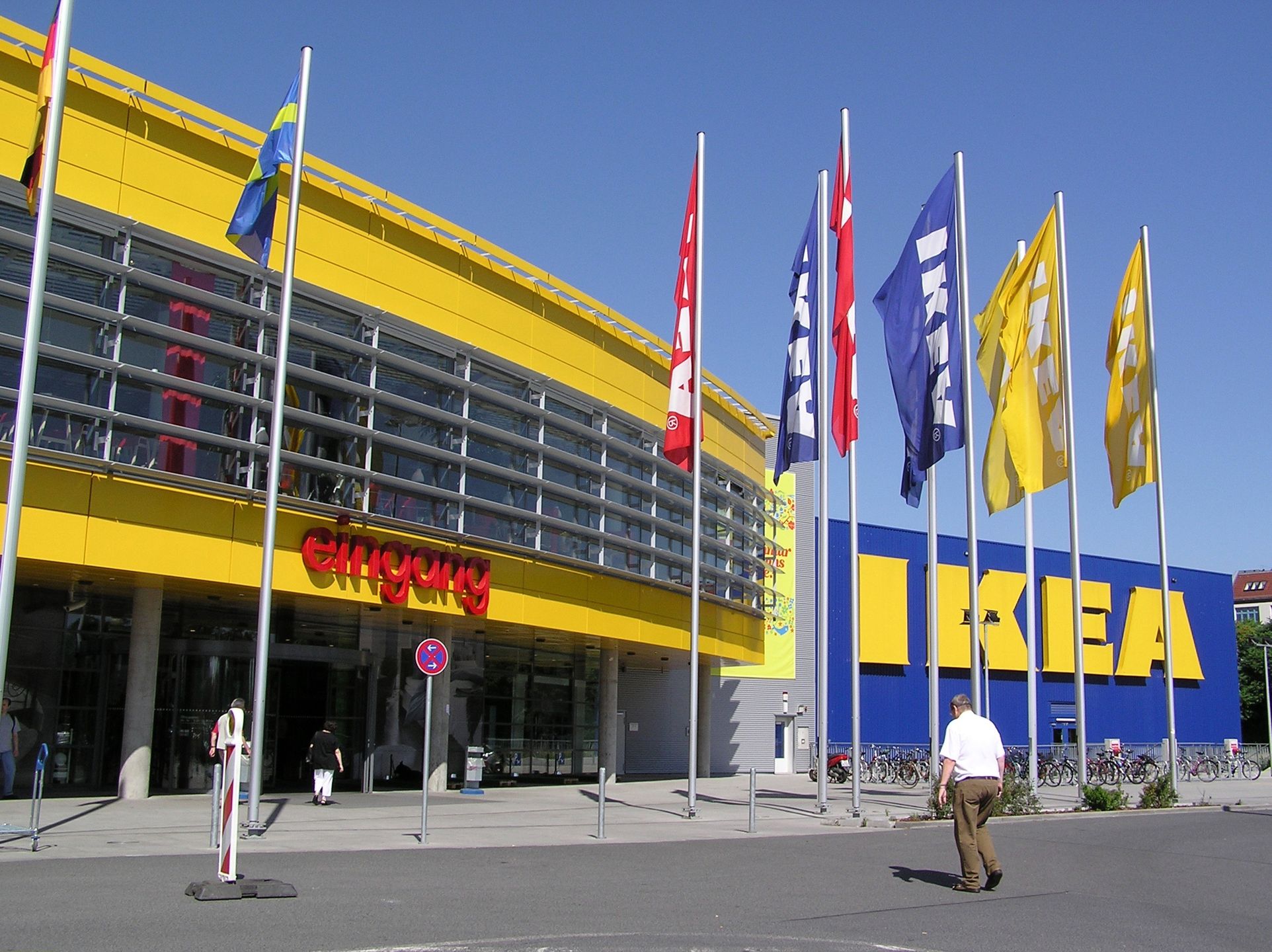 Berlin - Ikea- Filiale in Tempelhof
(GERMANY OUT) Deutschland, Berlin - Filiale von Ikea in Tempelhof (Photo by Baar/ullstein bild via Getty Images)
ullstein bild