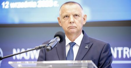 "Chcą mnie zastraszyć". Banaś boi się o syna