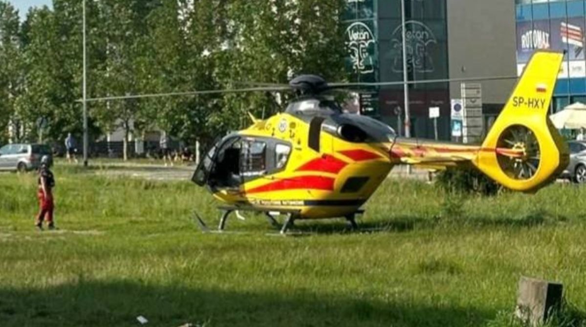 Pijana nastolatka topiła się w stawie przy Królewieckiej we Wrocławiu. Lądował helikopter LPR