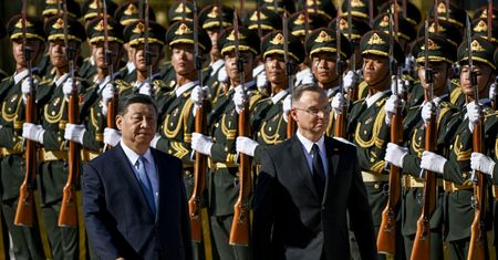 Prezydent Duda, Chiny, kurczaki i wizy [OPINIA]