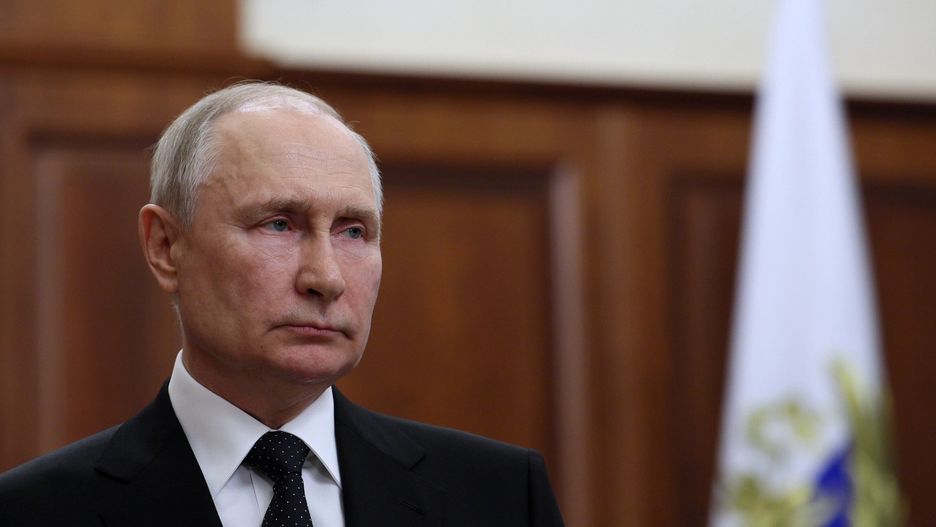 Russian President Vladimir Putin delivers a televised address to the nation in Moscow, Russia, 24 June 2023. Putin said counter-terrorism measures were enforced in Moscow and other Russian regions. The speech came after private military company (PMC) Wagner Groupâ��s chief Yevgeny Prigozhin said in a video on 24 June that his troops had occupied the building of the headquarters of the Southern Military District in Rostov-on-Don, demanding a meeting with Russiaâ��s defense chiefs. Despite not openly mentioning the Wagner Group nor its leader during the speech, Putin described the event as a 'stab in the back' of Russia and its people. EPA/GAVRIIL GRIGOROV/SPUTNIK/KREMLIN POOL MANDATORY CREDIT Dostawca: PAP/EPA.