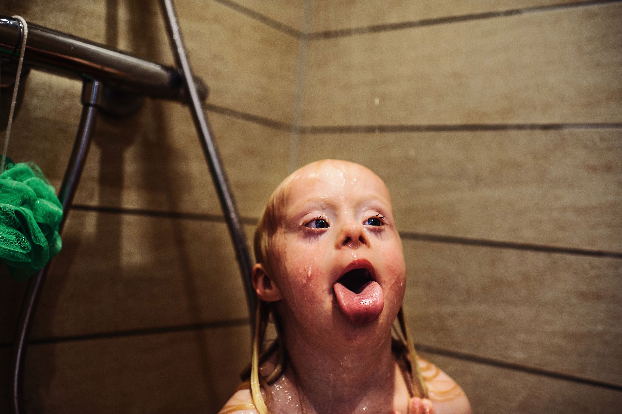Sara Naomi Lewkowicz zdobyła nagrodę L’Iris d’Or w Sony World Photography Awards 2014 14