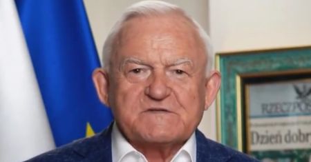 Co dalej z urzędem prezydenta? "Nie jest potrzebny, a może dostać się w takie ręce"