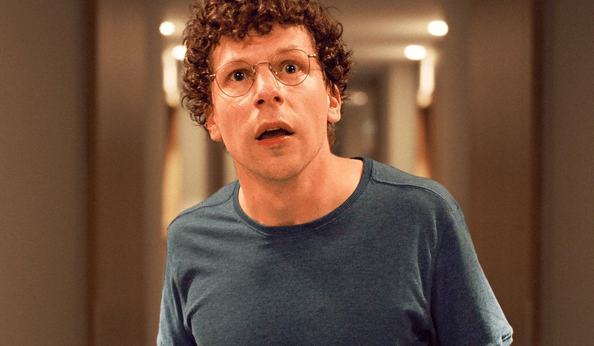 Jesse Eisenberg w filmie "Prawdziwy ból"