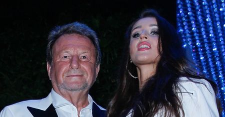 Świąteczny kryzys Patrycji Tuchlińskiej! Nie wie, którą porcelanę za GRUBE TYSIĄCE wyłożyć na wigilijny stół... (FOTO)