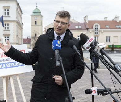 Marcin Warchoł znów bez maseczki. Są tłumaczenia polityka