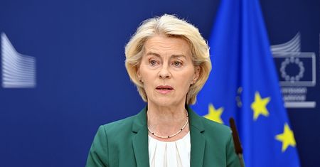 Murem za Ukrainą. Decyzja, jakiej jeszcze nie było. Na czarnej liście ponad 1,6 tys. osób i firm