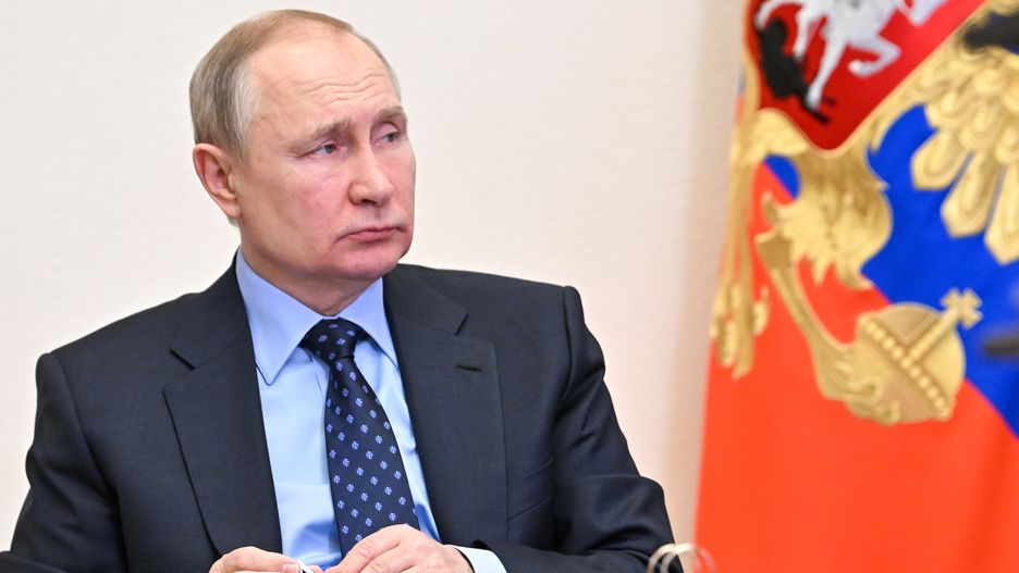 MOSCOW REGION, RUSSIA - FEBRUARY 9, 2022: Russia's President Vladimir Putin joins a meeting of regular and commercial court judges via video link from his Novo-Ogaryovo residence to sum up 2021 for the Russian judicial system and define its primary goals in 2022. Alexei Nikolsky/Russian Presidential Press and Information Office/TASS (Photo by Alexei Nikolsky\TASS via Getty Images)