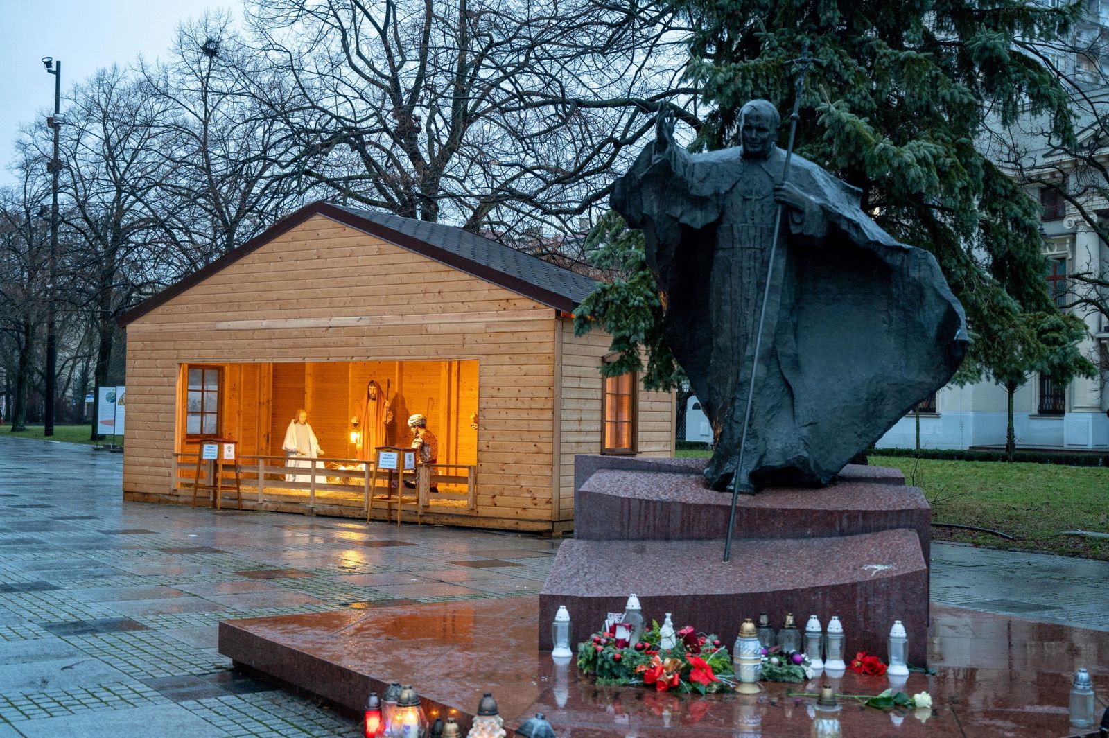 Zniszczyli figurkę Jezusa w szopce betlejemskiej 