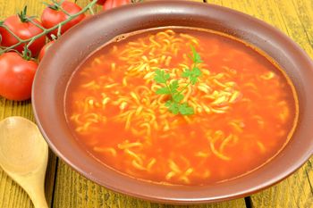 Zupy będą kremowe bez mąki. Wystarczy jeden zdrowy trik