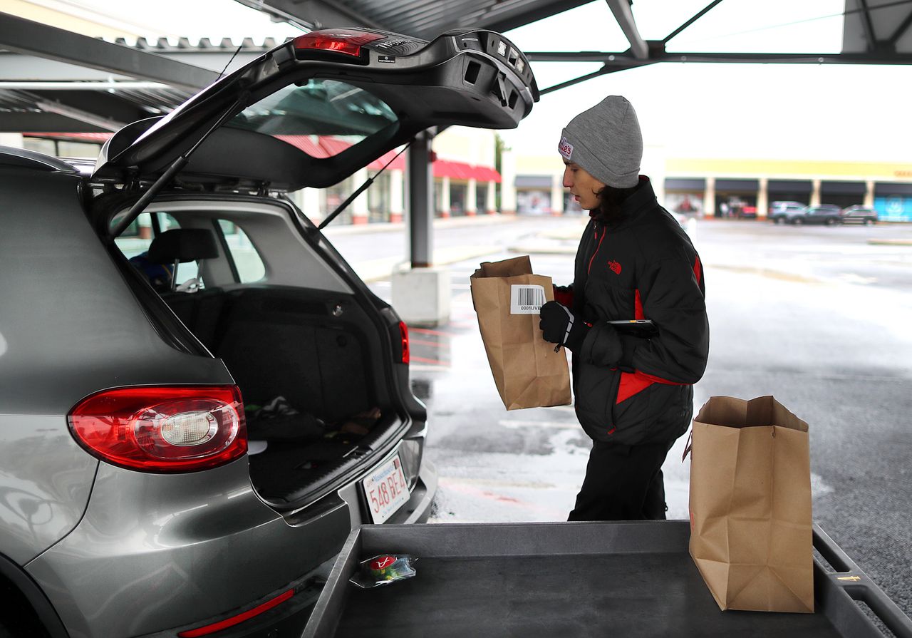 Inflacja bazowa od pięciu lat nie była tak niska. Duży bank wyjaśnia, co to znaczy dla portfeli Polaków