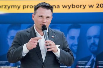 Akcje firmy Mentzena mocno potaniały. Wyniki nie zachwycają