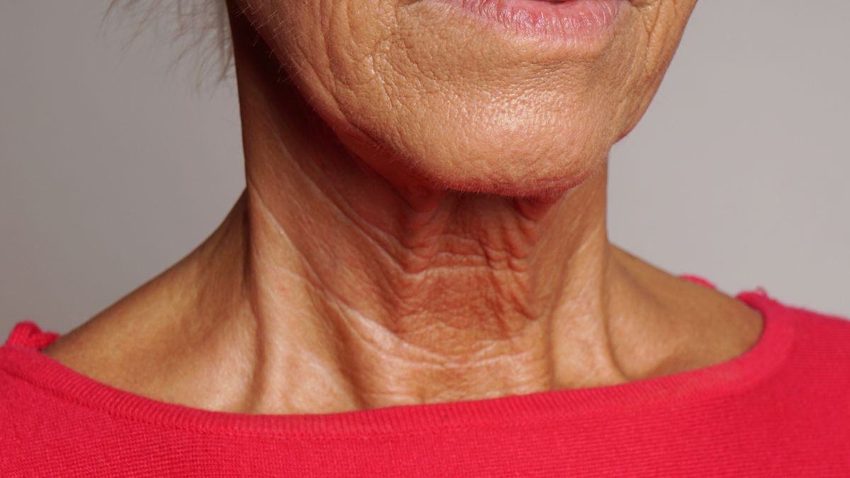 Jak dbać o skórę na szyi? 