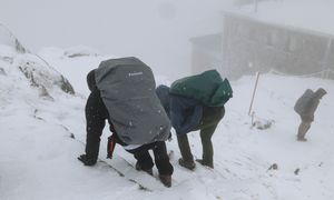 Tatry pod śniegiem. TOPR wydał ostrzeżenie