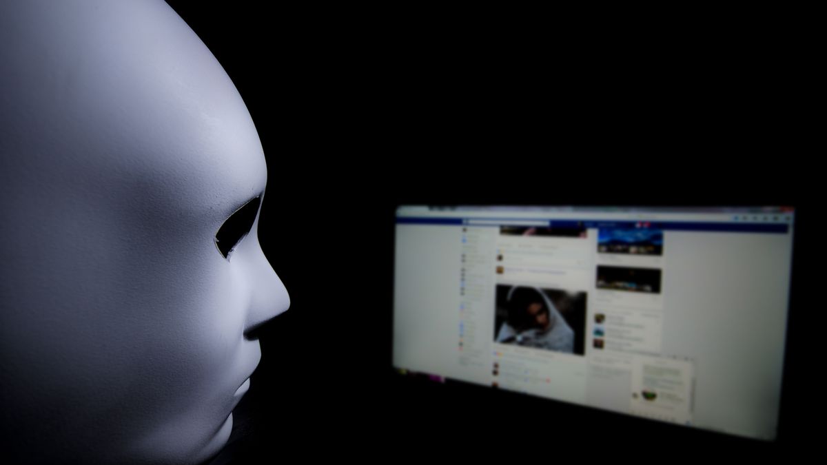 Piszą jak administracja Facebooka. Grożą blokada, ale oddasz im wszystko