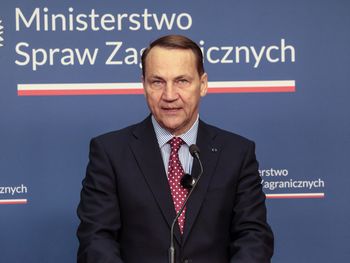 Rosja szykuje eskalację? Sikorski wskazuje na jednostkę GRU