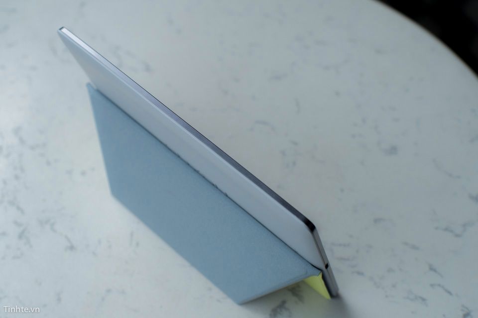 Wreszcie ładny Nexus. Widać rękę projektantów HTC 14