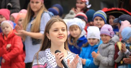 Ukraińcy w Polsce: pozycja w pracy i rosnące poczucie nieakceptacji
