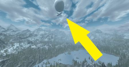 Chiński balon szpiegowski pojawił się w Skyrim. Jak go zestrzelić bez F-22?