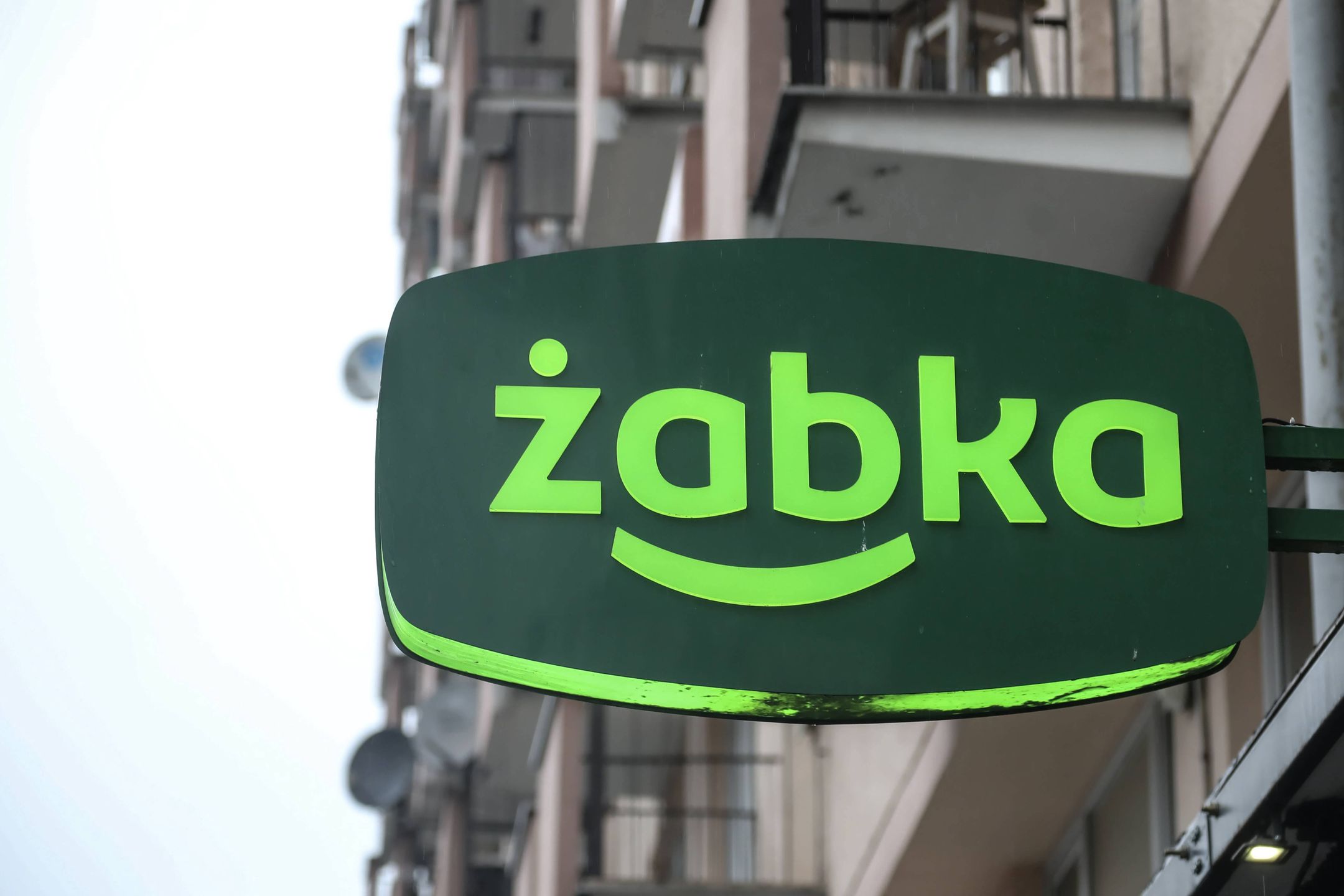 Sieć Żabka chce otworzyć sklepy w nowej formule