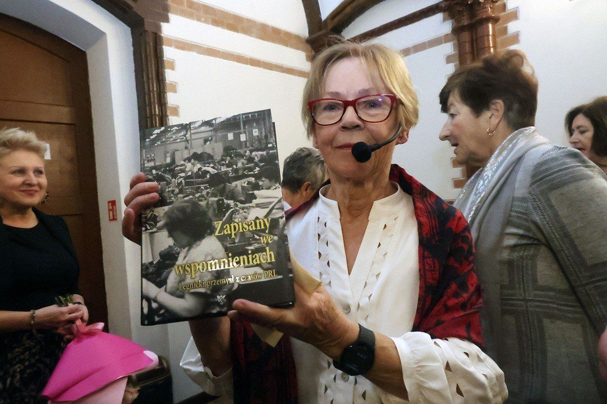 Legnica: O legnickim przemyśle z czasów PRL. Wydano nową publikację