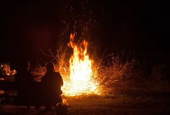 Makabra w Siedlcach. Gasiła ognisko, 60-latka spłonęła żywcem