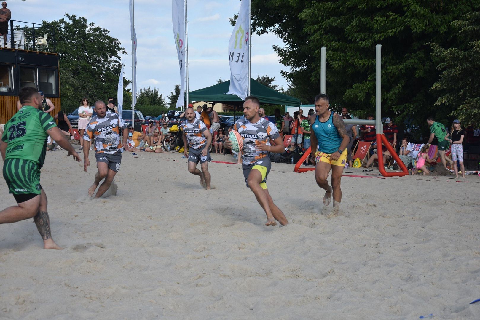 Sportowe emocje na Plaży Miejskiej w Śremie. Za nami Festiwal Sportu i dziesiąta edycja Beach Rugby [zdjęcia]