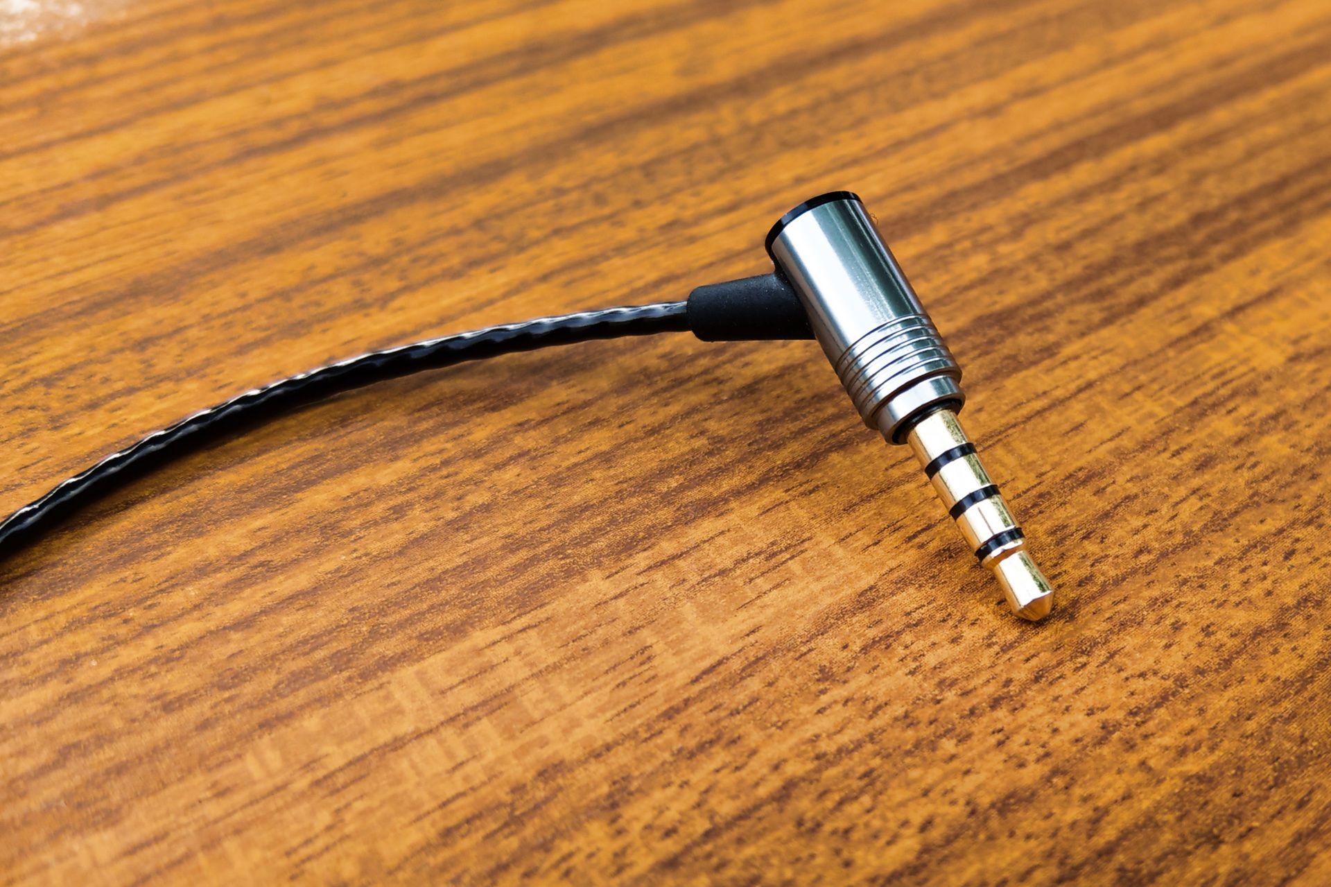 SoundMagic E10C - dobre i niedrogie słuchawki dokanałowe [Test] 6