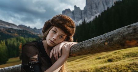 Przed obiektywem Tatiany Mercałowej stają przepiękne marzycielki