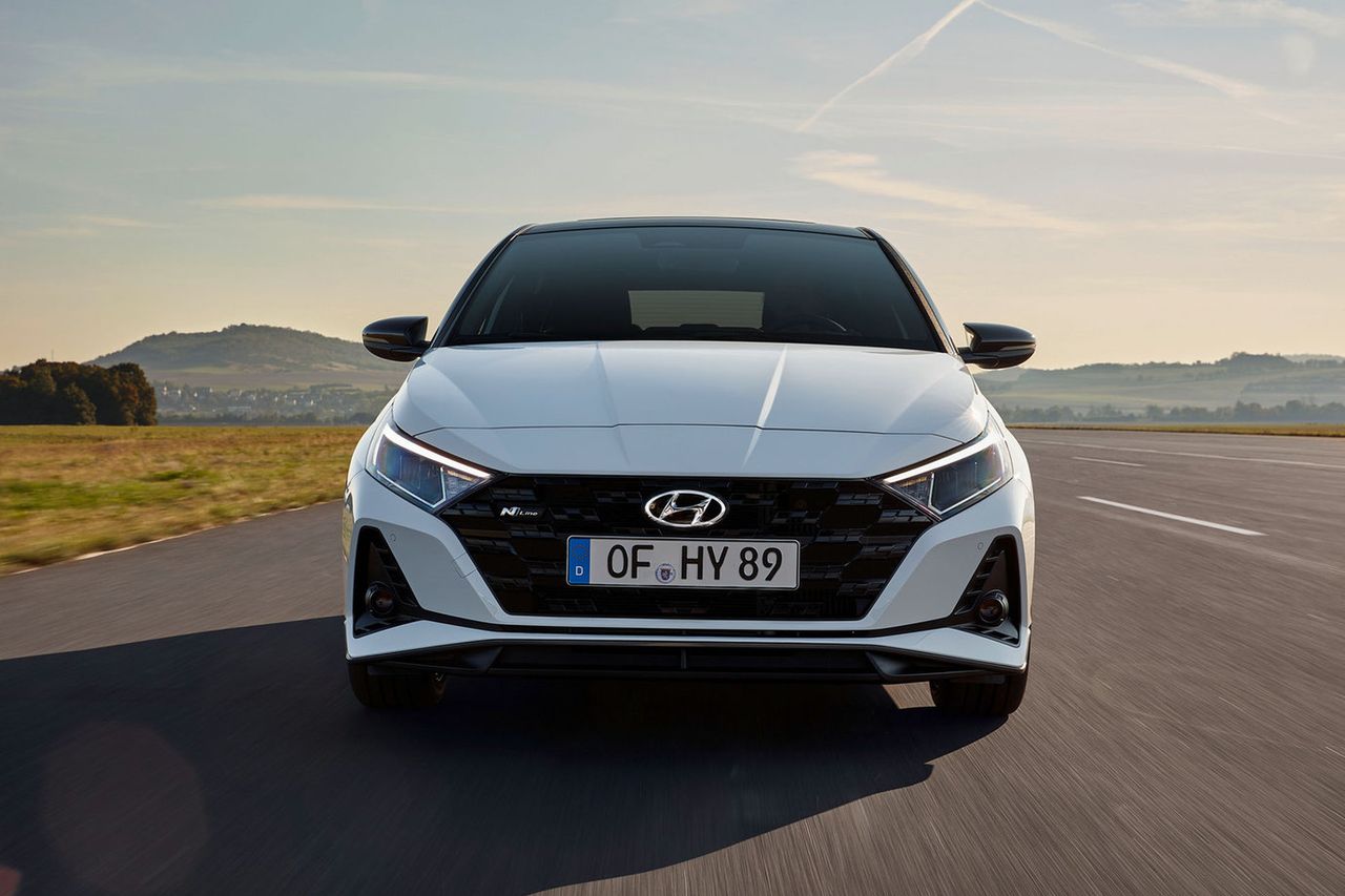 Hyundai i20 N Line prezentuje się zadziornie.