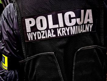 Kielce: Chciał zabić żonę, w ostatniej chwili powstrzymał go świadek. 42-latkowi grozi dożywocie