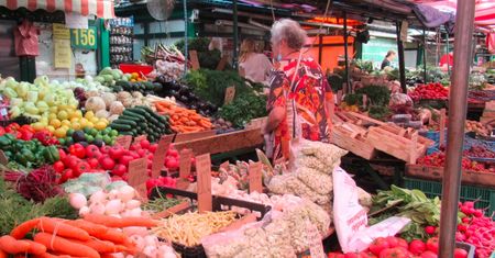 Dieta na ochronę skóry. Te 5 produktów najdziesz w warzywniaku