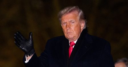 Trump ostrzega Iran. Zapowiada "zmiecenie z powierzchni ziemi"