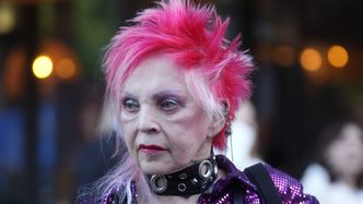 Krystyna Mazurówna zaplanowała swój pogrzeb. "Mają mnie spalić. (...) Przez SRACZYK w samolocie spuścić"