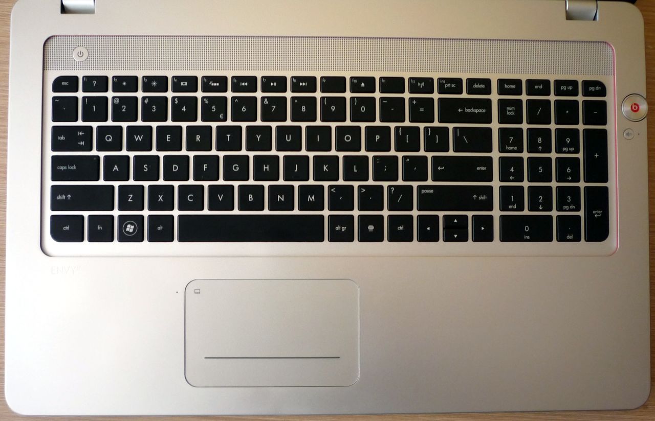 HP Envy 17-3030ew - klawiatura i clickpad