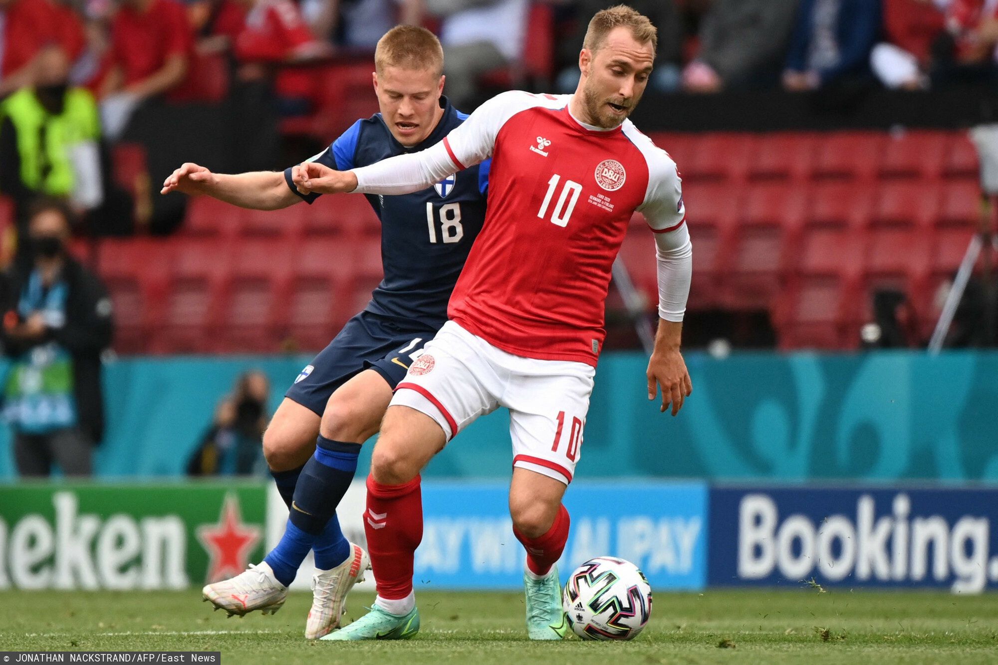 Euro 2020. Dramat podczas meczu, Christian Eriksen reanimowany