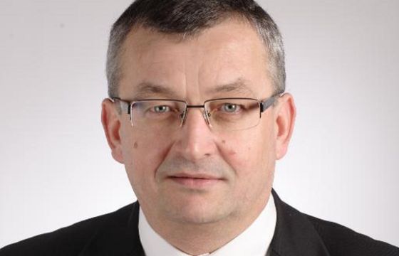 Minister infrastruktury: Trzeba zachęcać Polaków do korzystania z transportu zbiorowego. To wymaga sporo inwestycji