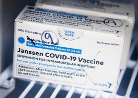 Chcą wstrzymania szczepień przeciwko COVID preparatem Johnson&Johnson. Przypadki zakrzepic