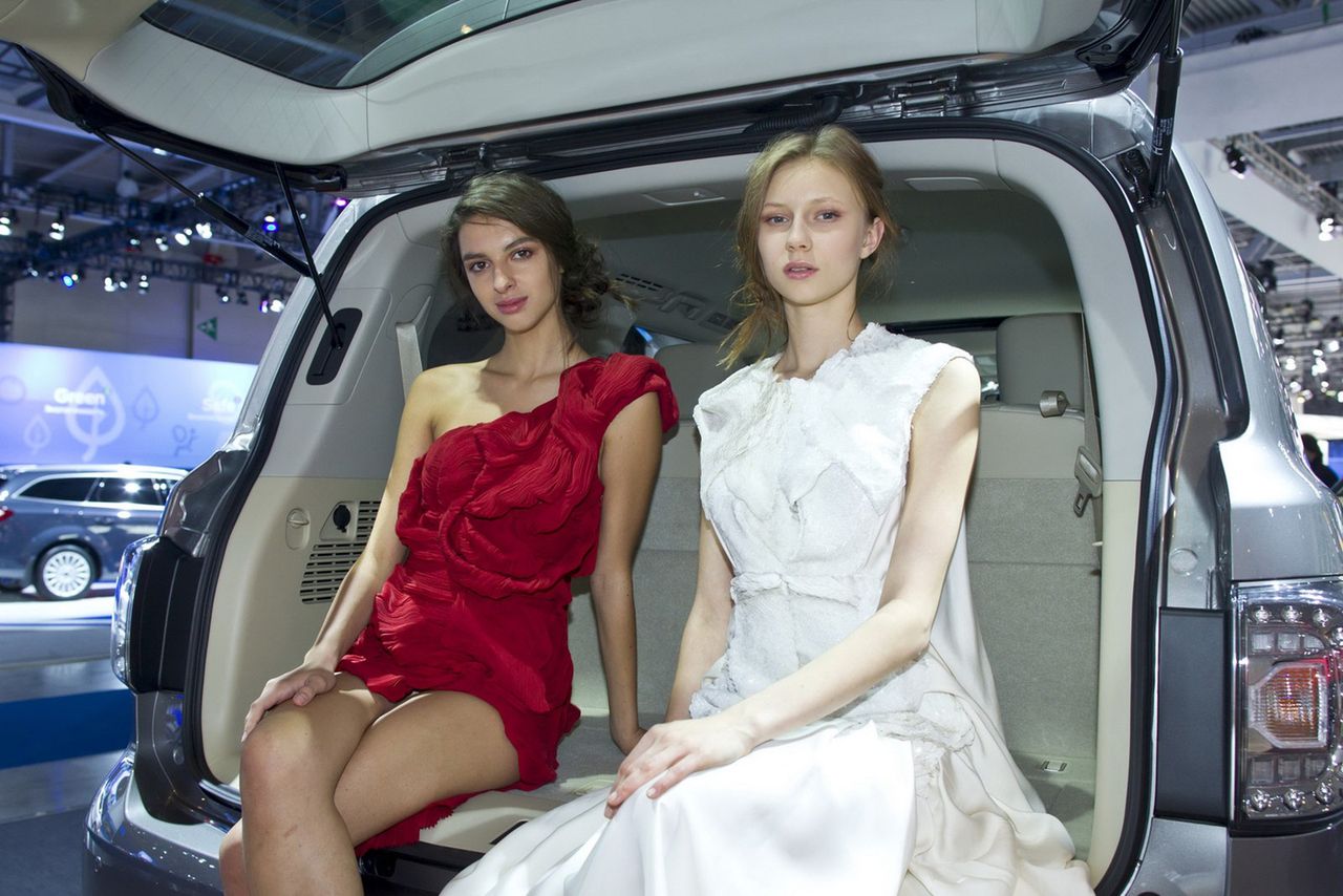 Hostessy z targów motoryzacyjnych w Moskwie (2012)