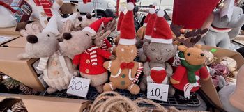 Miedziana Góra: Giełda pełna świątecznych, bożonarodzeniowych ozdób