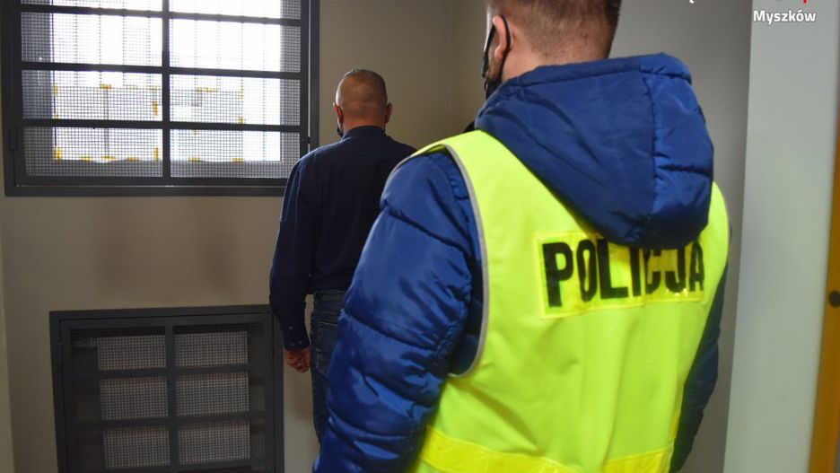 50-latek z Myszkowa z powodu zazdrości zaatakował swoją byłą partnerkę.